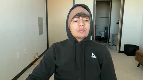 sexmenyoutnng online show from October 26, 5:45 pm