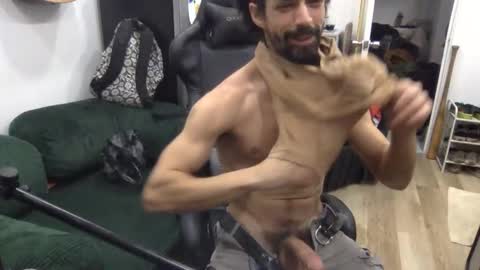 stringin69 online show from March 4, 8:00 am