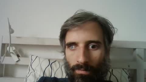 stroke1 online show from March 4, 7:27 am