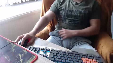 StrongCoffee online show from September 26, 8:44 am