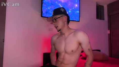 stronghardlatino online show from October 21, 2:49 am