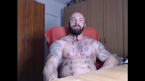 Snapshot of strongivan chatting on February 10, 5:36 am StrongIvan online show from February 10, 5:36 am