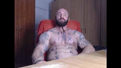 Snapshot of strongivan chatting on September 18, 6:12 pm StrongIvan online show from September 18, 6:12 pm