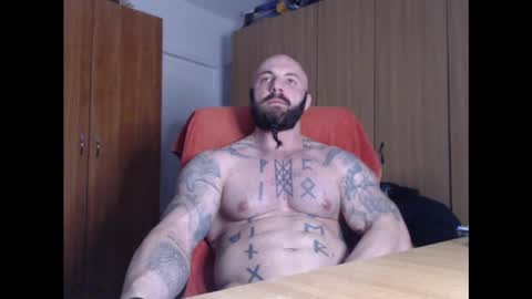 Snapshot of strongivan chatting on February 12, 7:13 pm StrongIvan online show from February 12, 7:13 pm