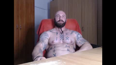 Snapshot of strongivan chatting on September 19, 6:33 pm StrongIvan online show from September 19, 6:33 pm