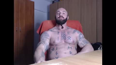Snapshot of strongivan chatting on February 17, 7:12 pm StrongIvan online show from February 17, 7:12 pm