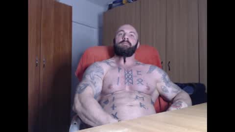 Snapshot of strongivan chatting on February 15, 7:17 pm StrongIvan online show from February 15, 7:17 pm