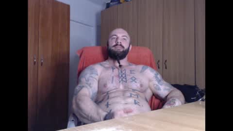 Snapshot of strongivan chatting on February 26, 5:57 am StrongIvan online show from February 26, 5:57 am