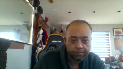 stronglikbullse619259 online show from December 12, 4:43 pm
