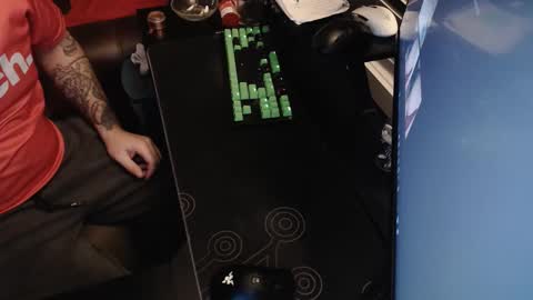 stud69861714 online show from February 2, 6:10 am