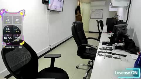 Snapshot of studcb_ chatting on September 16, 8:23 pm studcb_ online show from September 16, 8:23 pm