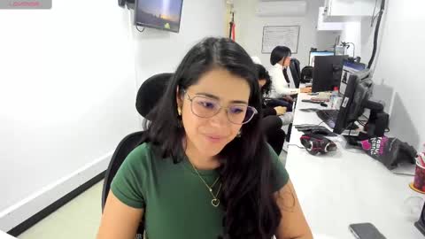 Snapshot of studcb_ chatting on September 18, 8:57 pm studcb_ online show from September 18, 8:57 pm