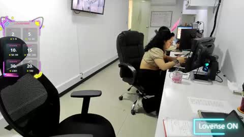 Snapshot of studcb_ chatting on September 12, 8:55 pm studcb_ online show from September 12, 8:55 pm