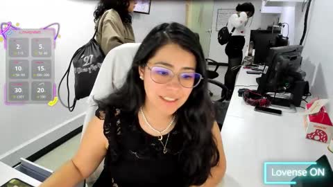 Snapshot of studcb_ chatting on September 8, 9:25 pm studcb_ online show from September 8, 9:25 pm