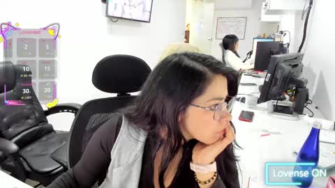 Snapshot of studcb_ chatting on September 15, 8:21 pm studcb_ online show from September 15, 8:21 pm