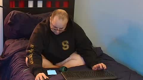 Snapshot of subzero_2689 chatting on February 11, 11:53 am subzero online show from February 11, 11:53 am