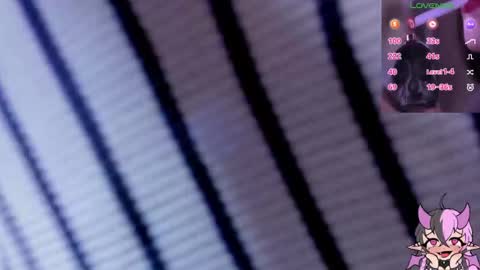 Snapshot of succubus_girl_ chatting on December 27, 12:01 pm Alexy online show from December 27, 12:01 pm