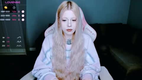 succubus_leslie online show from September 23, 12:26 am