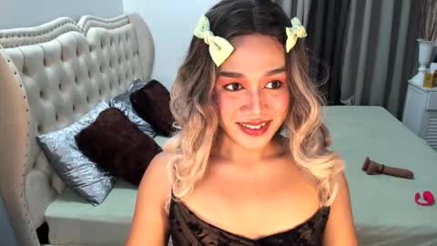 Jes online show from May 17, 3:05 am