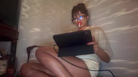 SaraSabeen online show from November 30, 9:33 pm