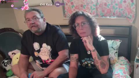 suenixon online show from September 9, 9:04 pm