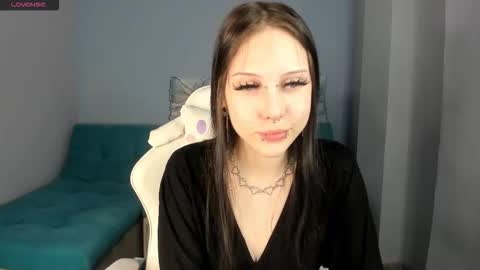 Ariana online show from March 8, 4:00 pm