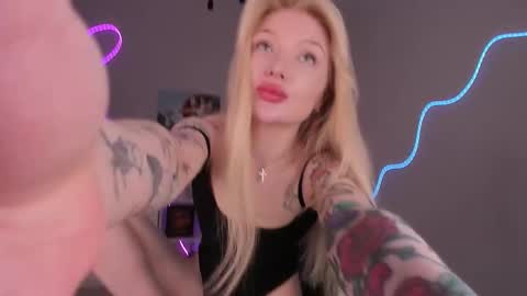 sugar_club online show from September 28, 7:45 pm