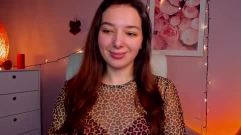 Snapshot of sugar_xmegan chatting on February 20, 6:03 pm Megan online show from February 20, 6:03 pm