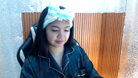 Sugar online show from January 10, 5:34 pm