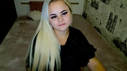 sugarkissx online show from October 5, 6:15 pm