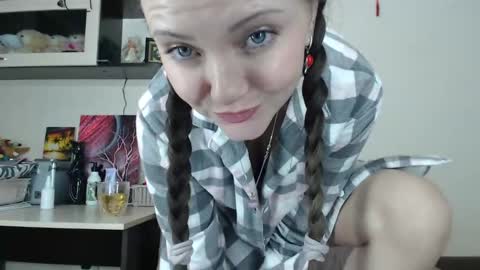Snapshot of sugartati chatting on March 1, 8:21 pm SugarTati online show from March 1, 8:21 pm