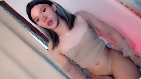 Snapshot of sugarxbaby_ chatting on February 18, 5:53 am LoveSugar online show from February 18, 5:53 am