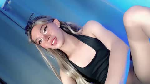 Snapshot of sugarxbaby_ chatting on September 9, 9:26 pm LoveSugar online show from September 9, 9:26 pm