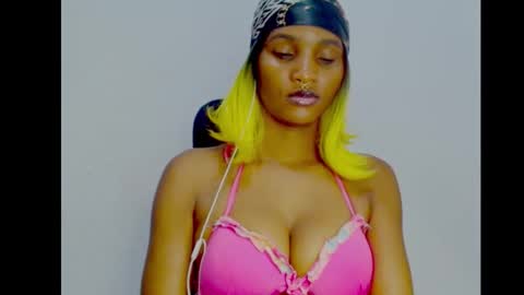 Ivy online show from September 25, 10:06 pm