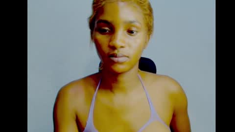 Snapshot of sugax_cuntwetxx chatting on September 17, 11:52 pm Ivy online show from September 17, 11:52 pm