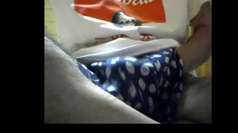 sugereyes99 online show from October 6, 6:37 pm