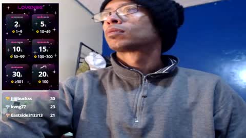 suggabrown_ online show from June 27, 12:22 pm