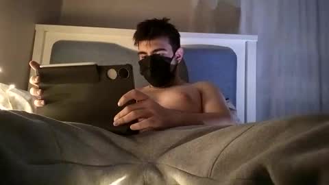 Niko online show from October 15, 9:59 pm