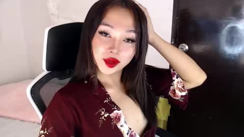 sultry cyrafoxmore online show from October 16, 9:09 am