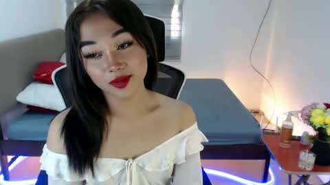 sultry cyrafoxmore online show from September 14, 2:25 am