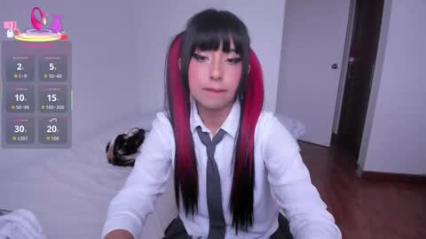 Nicolle  online show from September 28, 4:16 pm