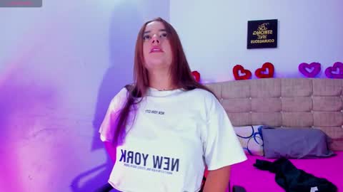 summer_girls01 online show from January 8, 3:12 am