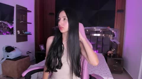 Summer Rouge online show from October 20, 11:37 am