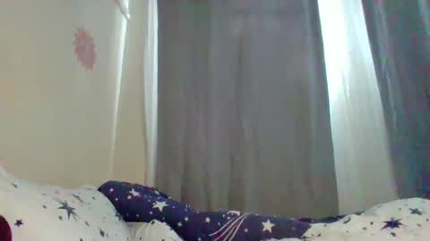 Snapshot of summerbuddy chatting on December 4, 4:15 am summerbuddy online show from December 4, 4:15 am