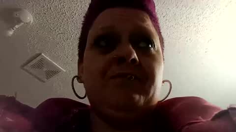 Summer Divine online show from February 16, 3:48 pm