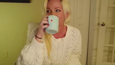 Amber online show from March 10, 11:51 pm