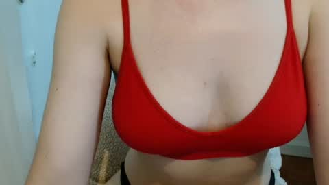 Snapshot of summerrrrrrrrr chatting on March 7, 8:33 pm The real sugar baby Sam Summer online show from March 7, 8:33 pm