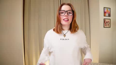 Molly online show from March 16, 4:44 pm