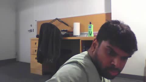 Snapshot of sundoog chatting on September 18, 2:15 am Sundoog online show from September 18, 2:15 am