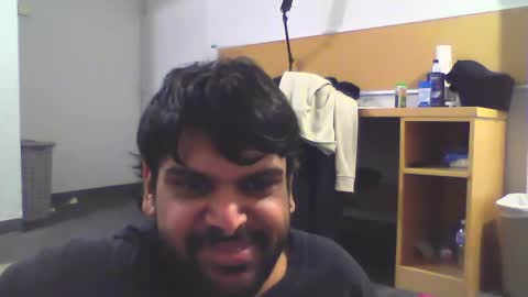 Snapshot of sundoog chatting on February 3, 11:36 pm Sundoog online show from February 3, 11:36 pm